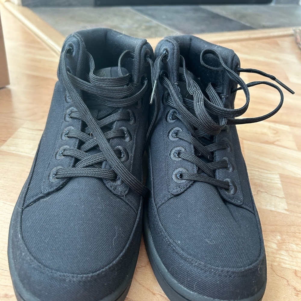 Allbirds Canvas Pacer Mid in Natural Black